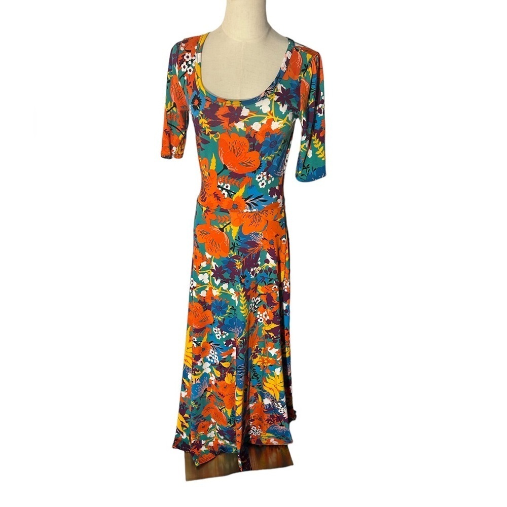 Beautiful floral Lulu Roe stretchy Maxi Dress